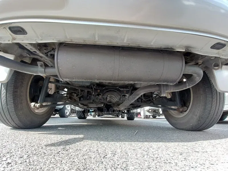 Toyota RAV4 2002 Pearl