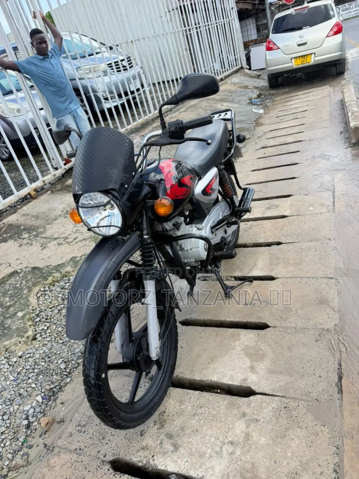 Bajaj Boxer X125 2024 Black