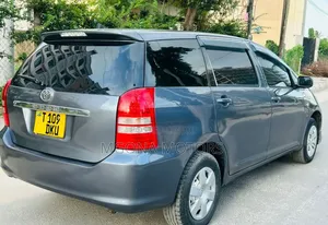 Toyota Wish 2011 Gray