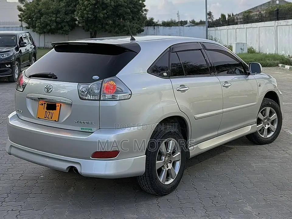 Toyota Harrier 2008 Silver