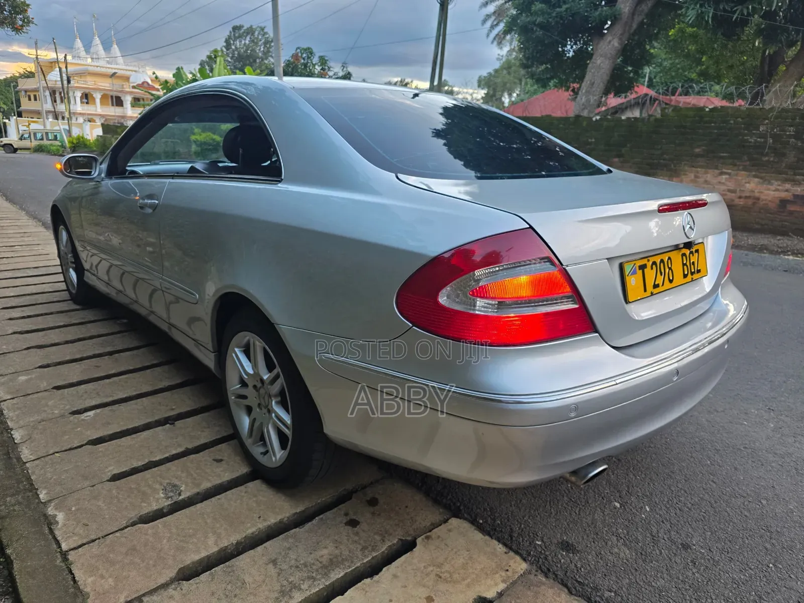 Mercedes-Benz CLK 2004 Silver