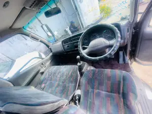 Mitsubishi Canter Guts 1.5 Tonnes Unregistered(Mpya).