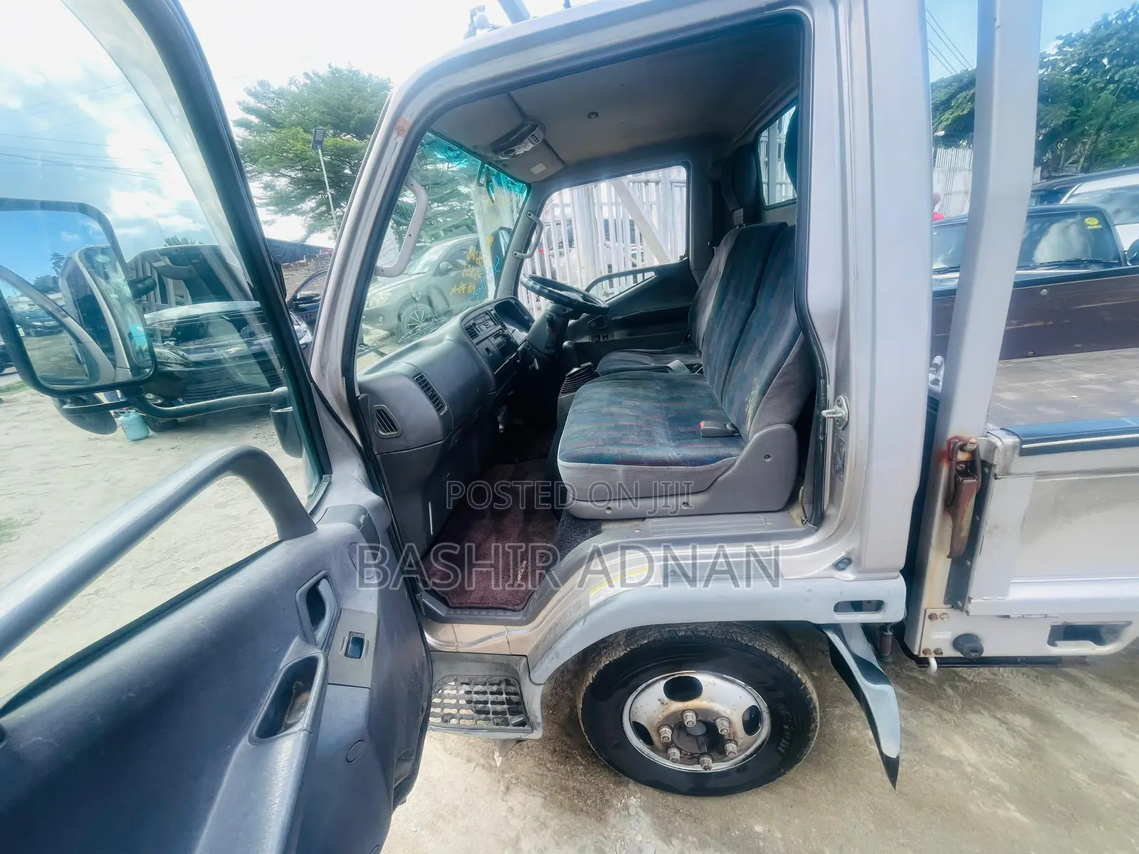 Mitsubishi Canter Guts 1.5 Tonnes Unregistered(Mpya).