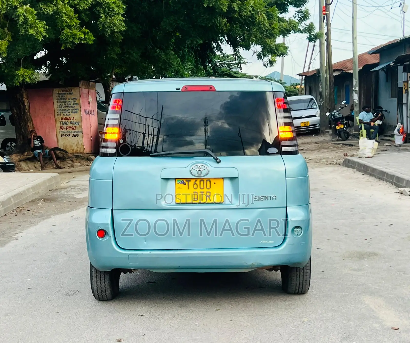 Toyota Sienta 2004 Blue