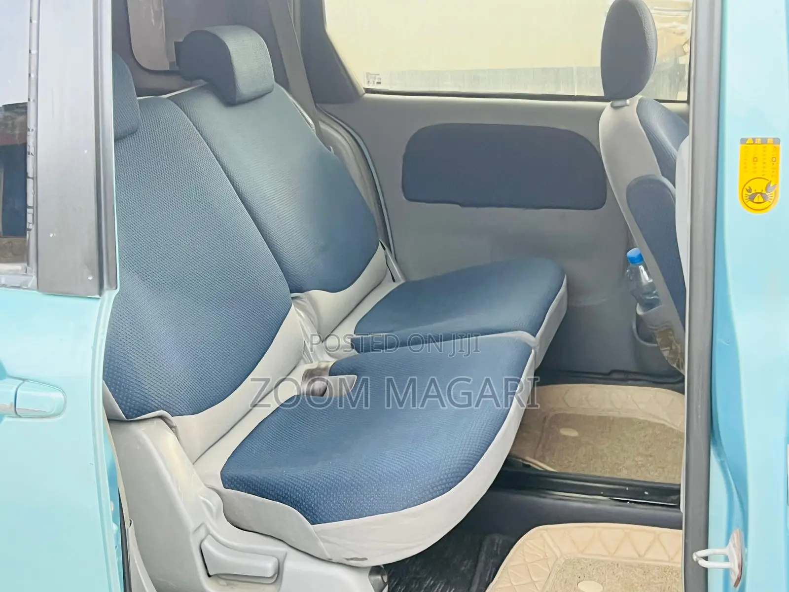 Toyota Sienta 2004 Blue