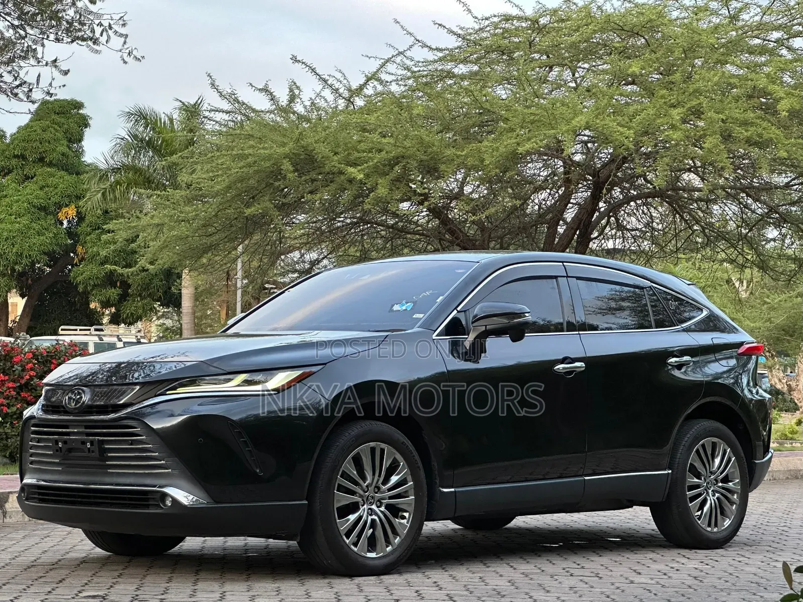 Toyota Harrier 2021 Black