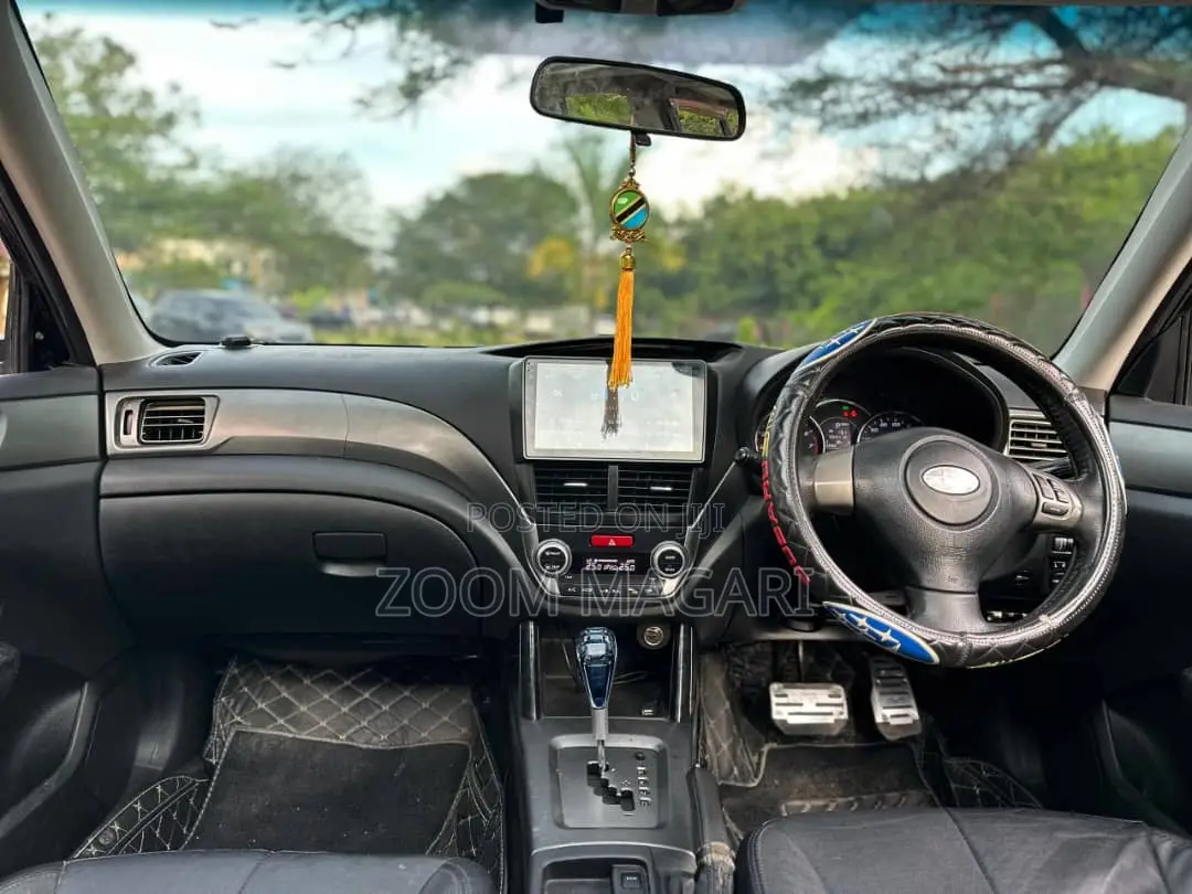 Subaru Forester 2011 Black