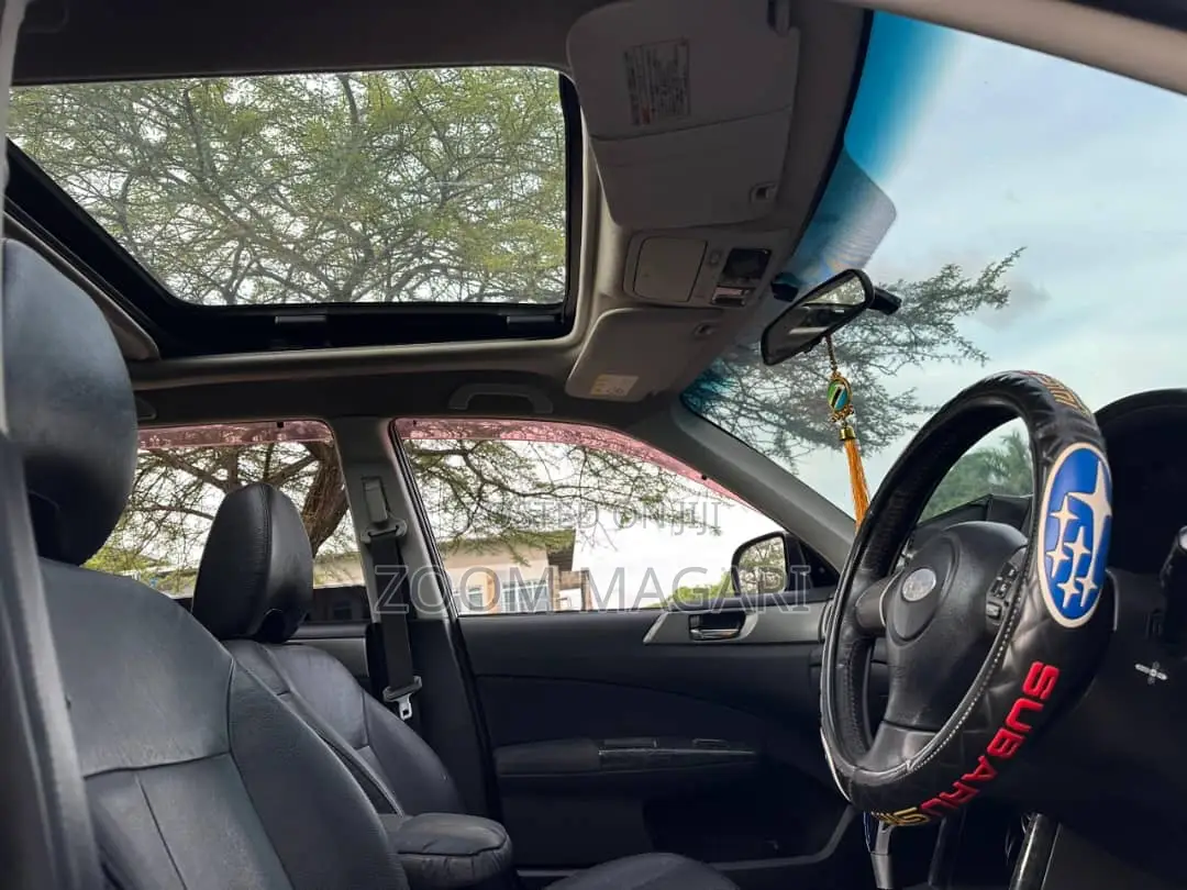 Subaru Forester 2011 Black