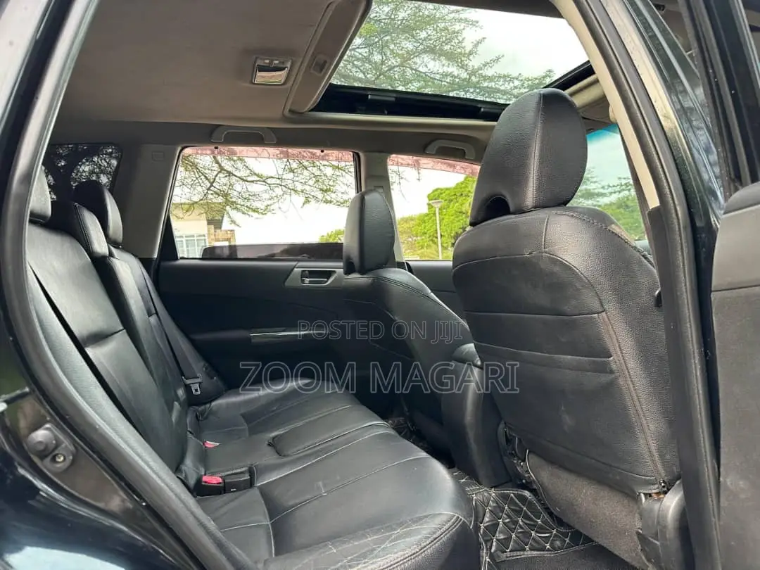 Subaru Forester 2011 Black