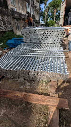 Adjustable Steel Props