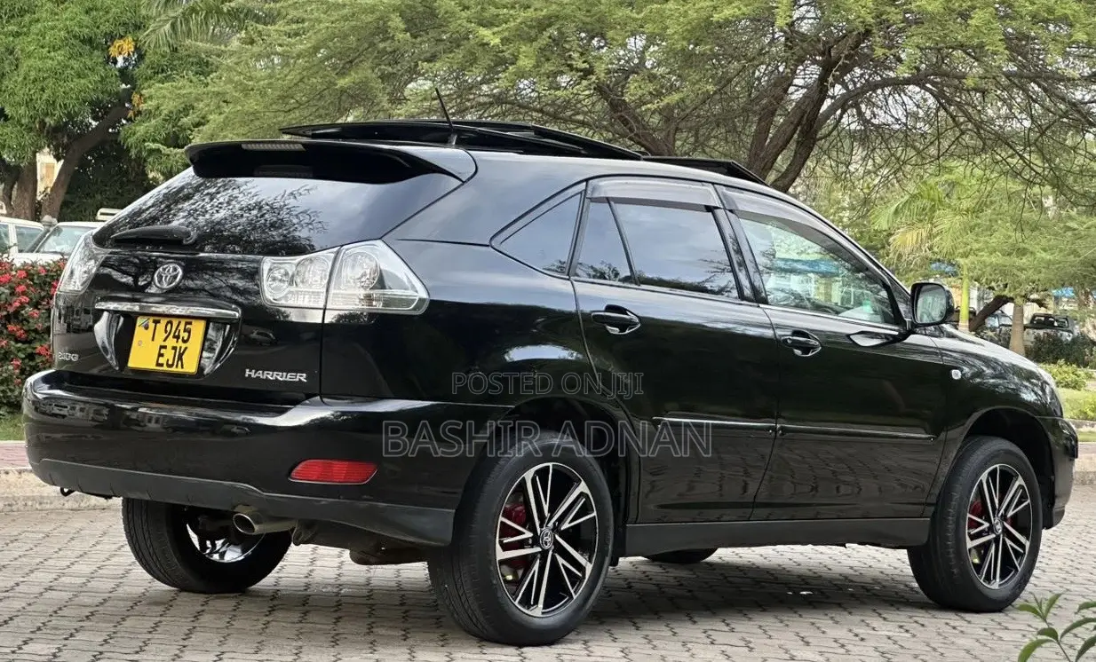 Toyota Harrier 2006 Matt Black
