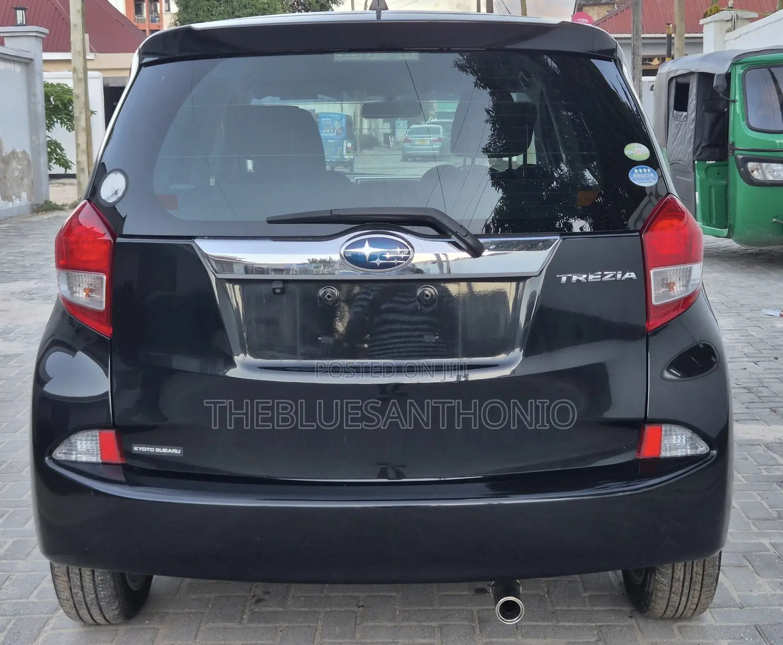 Subaru Trezia 2014 Black