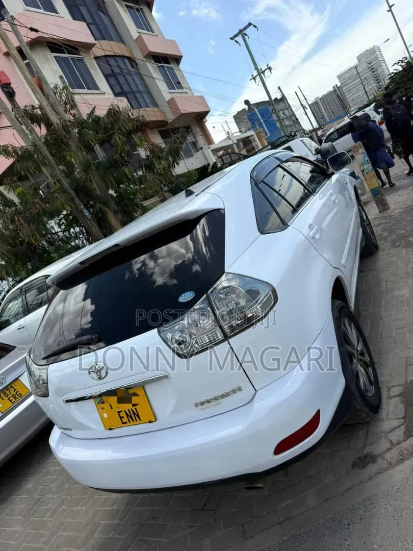 Toyota Harrier 2007 White