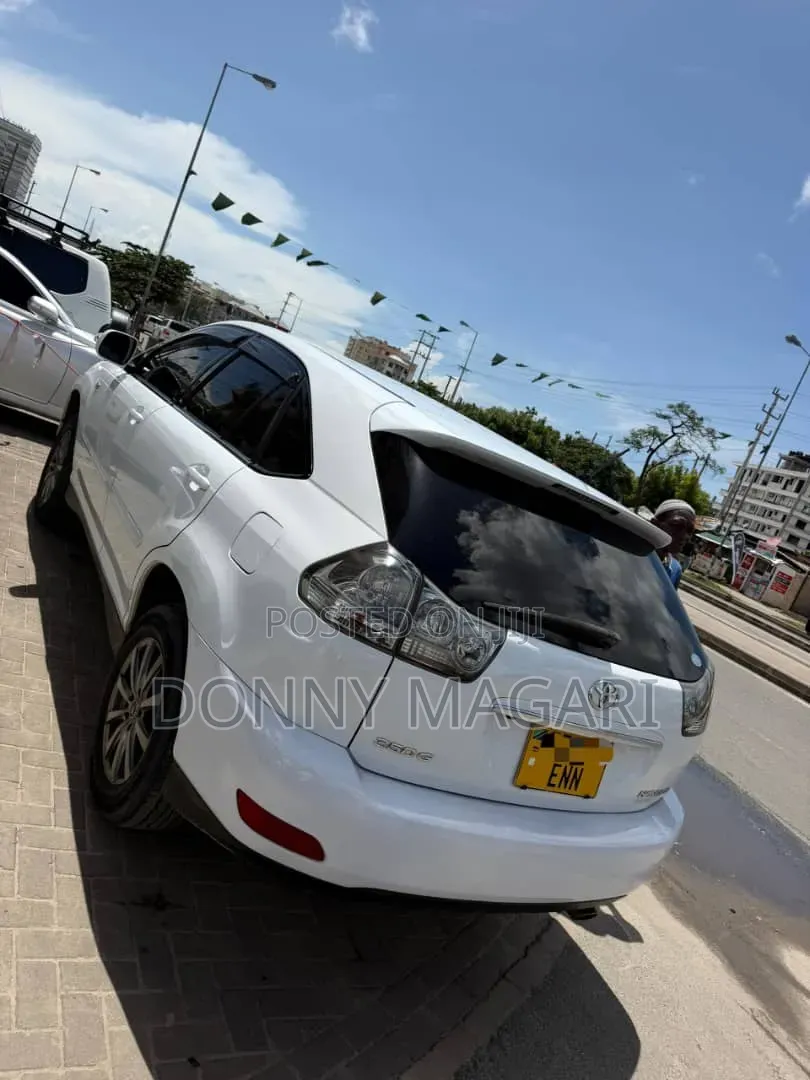 Toyota Harrier 2007 White