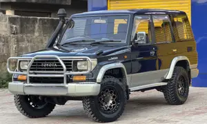 Toyota Land Cruiser Prado 1990 Green