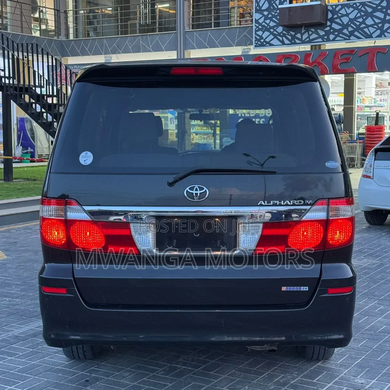 Toyota Alphard 2.4 Petrol FWD 2004 Black