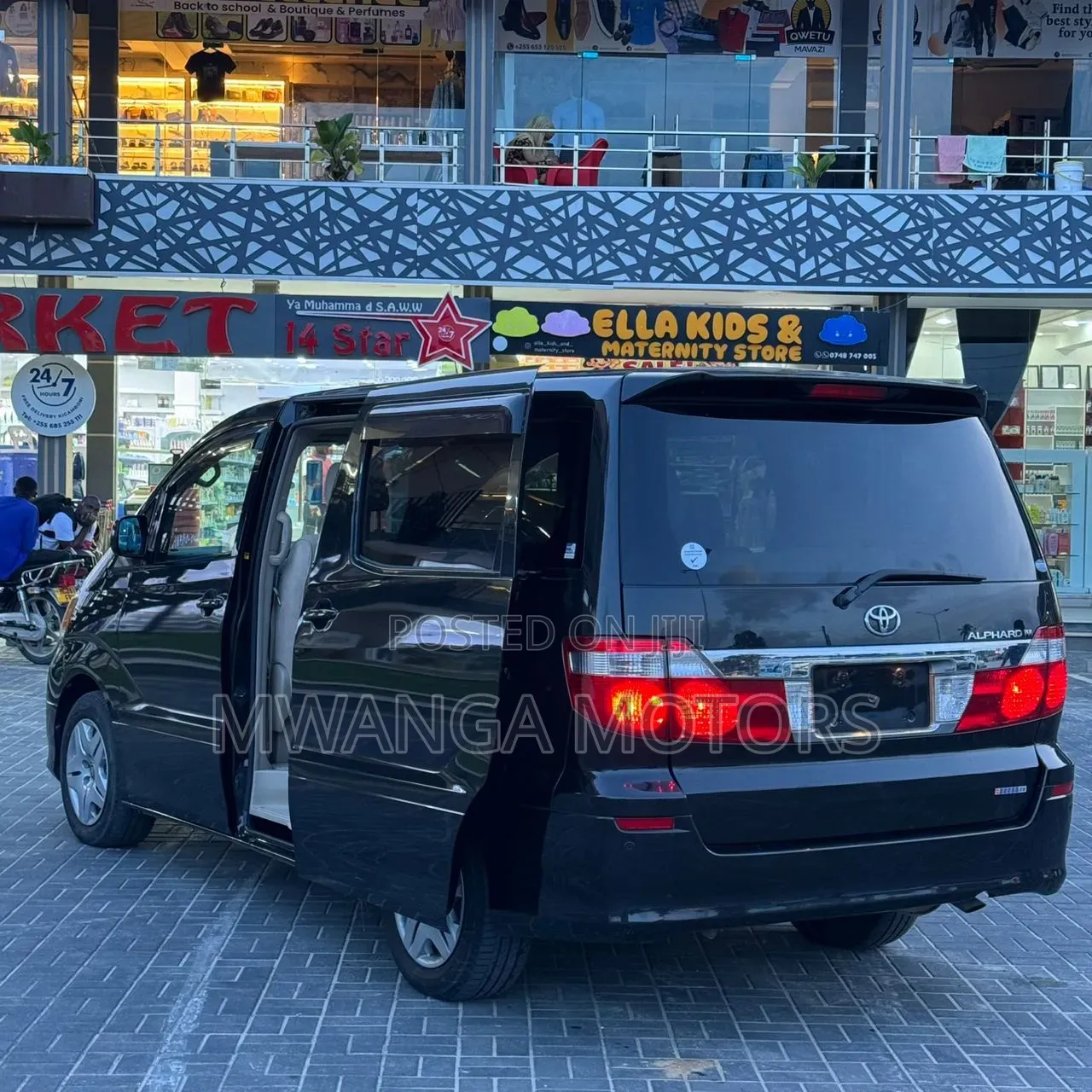 Toyota Alphard 2.4 Petrol FWD 2004 Black