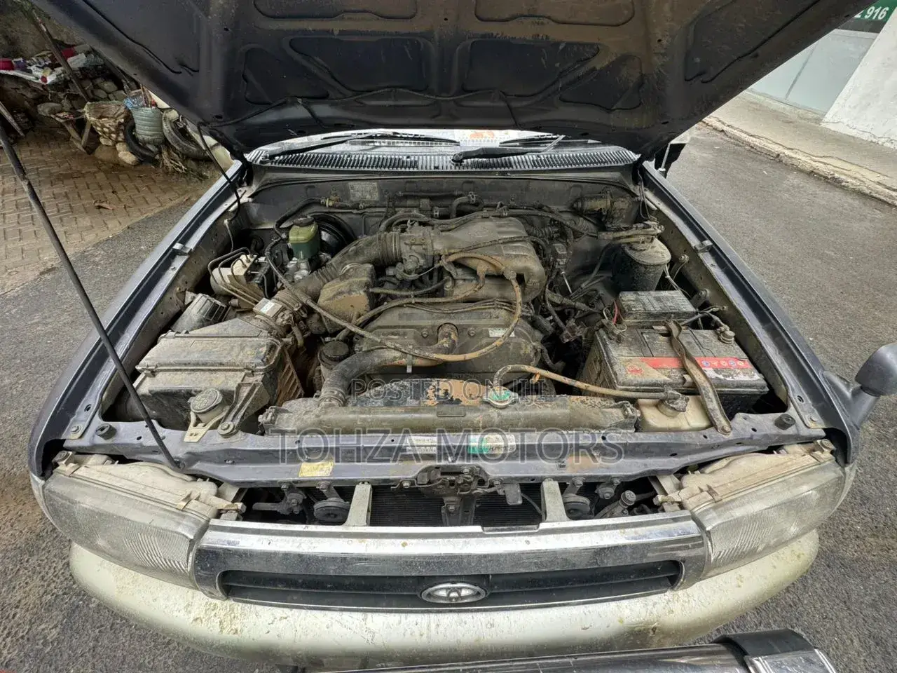 Toyota Hilux Surf 1998 Blue