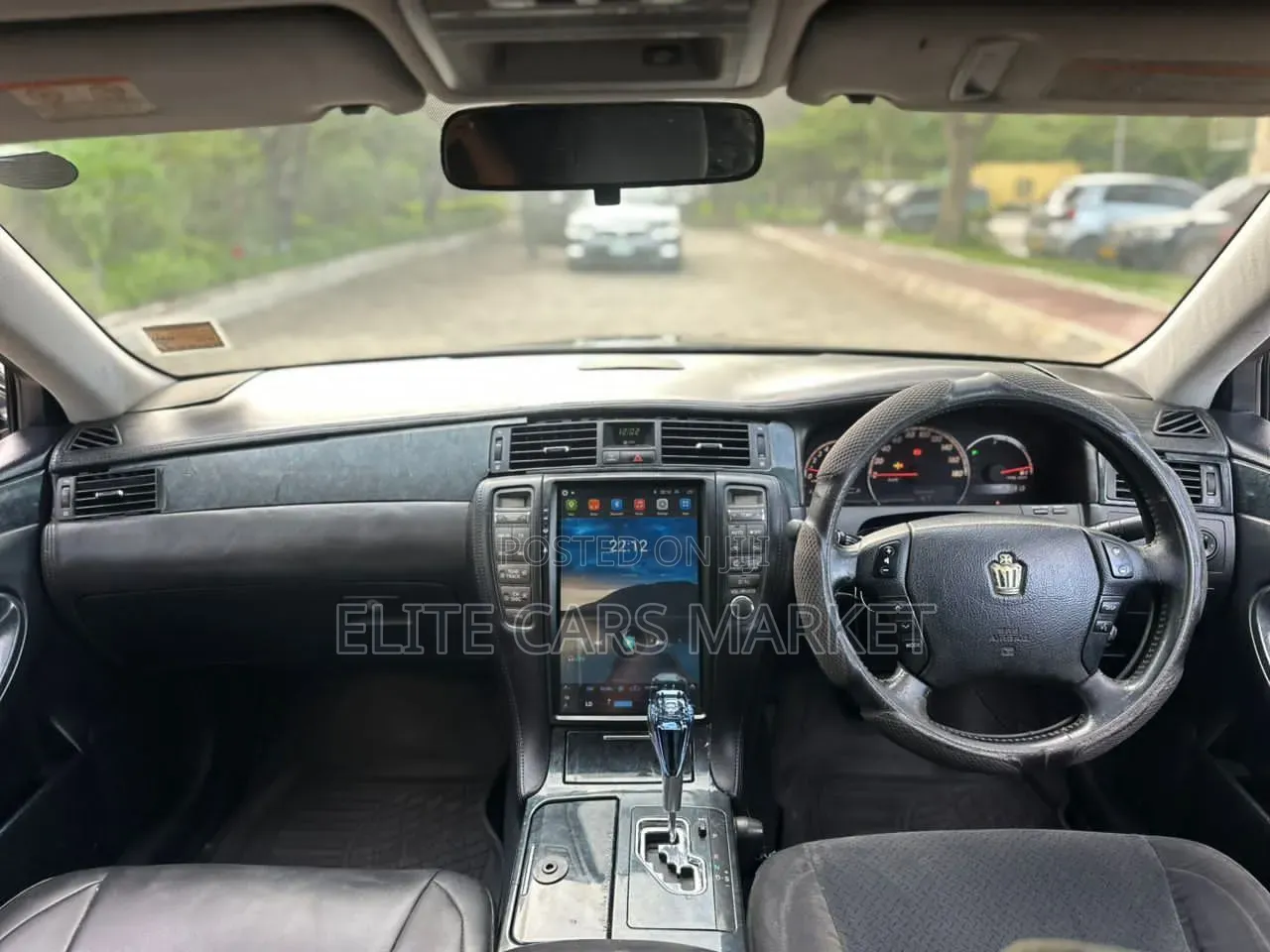 Toyota Crown Royale 2005 Black