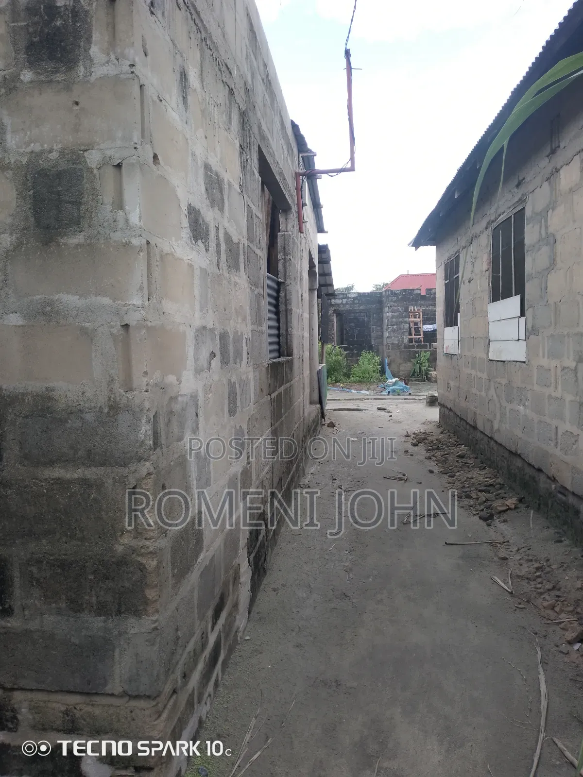 3bdrm House in Tanzania Daresalaam, Ukonga for sale
