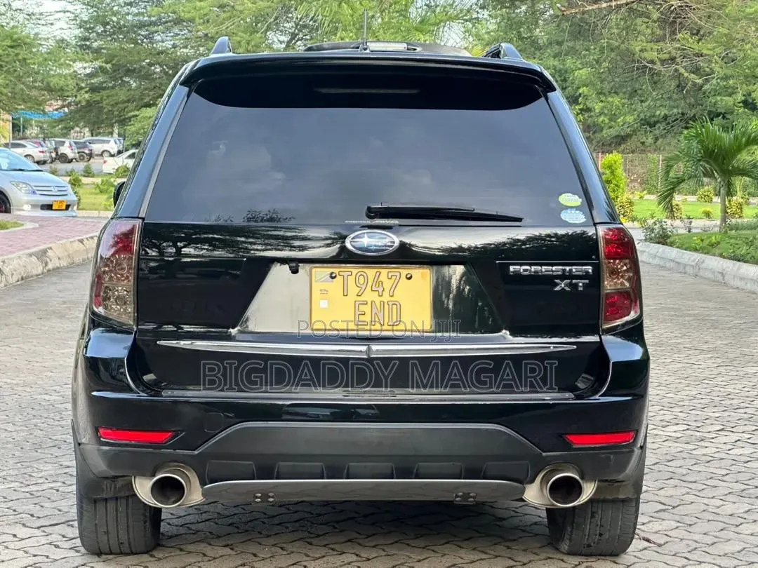 Subaru Forester 2010 Black
