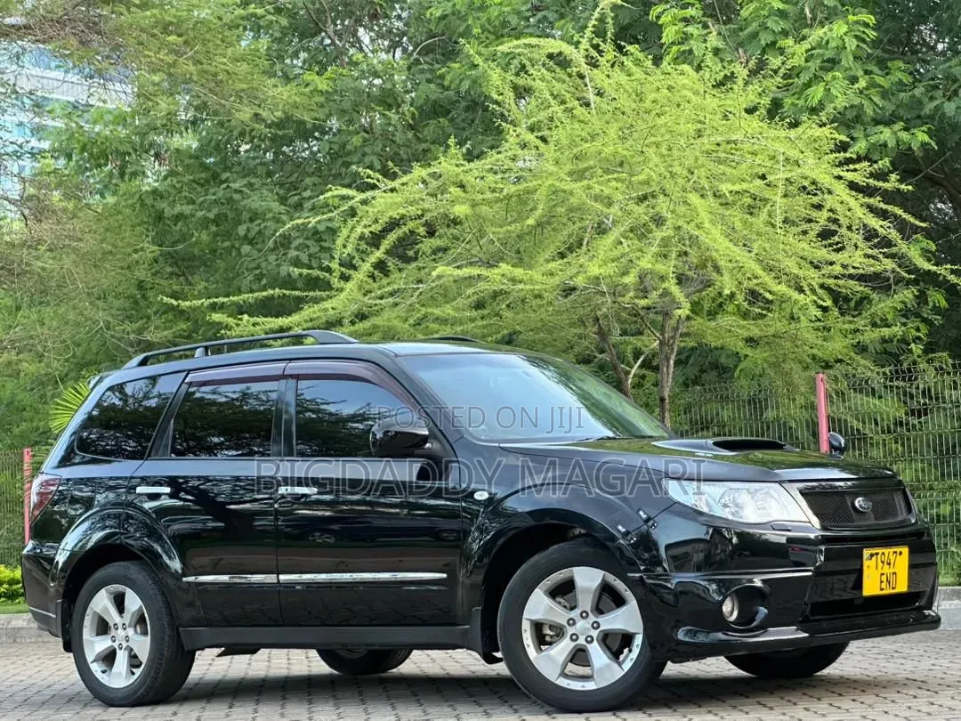 Subaru Forester 2010 Black
