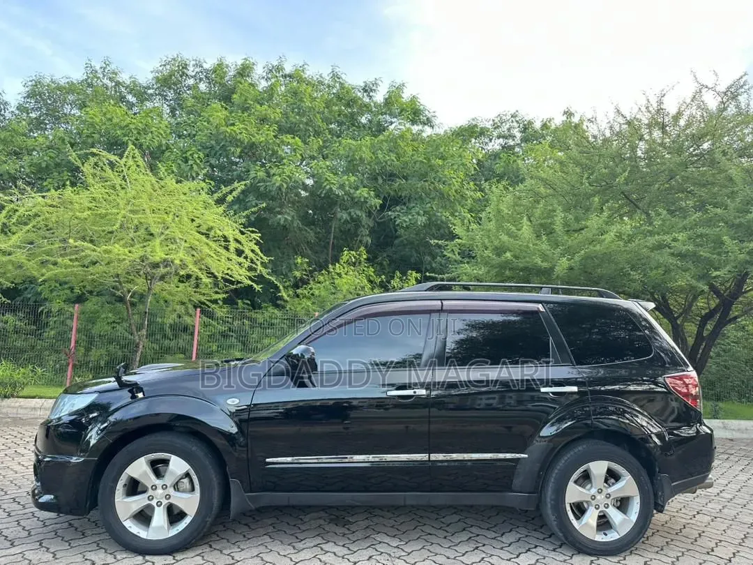 Subaru Forester 2010 Black