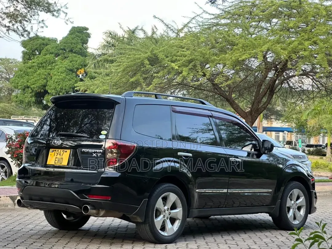 Subaru Forester 2010 Black