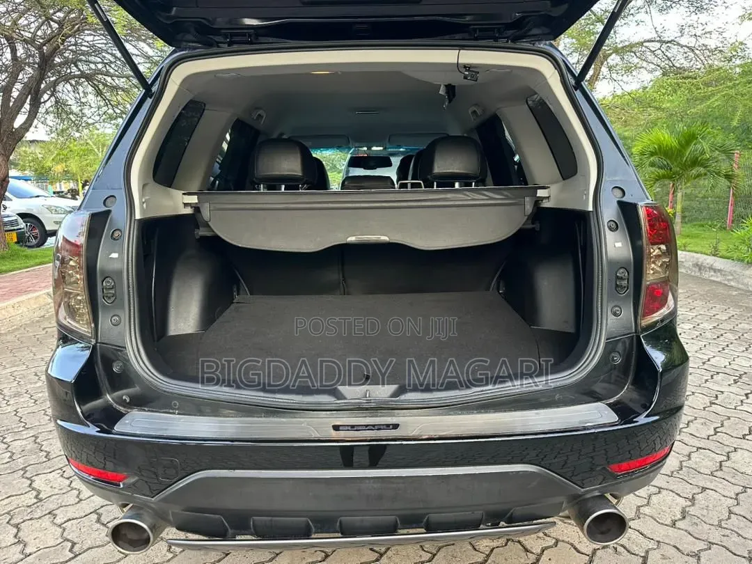 Subaru Forester 2010 Black
