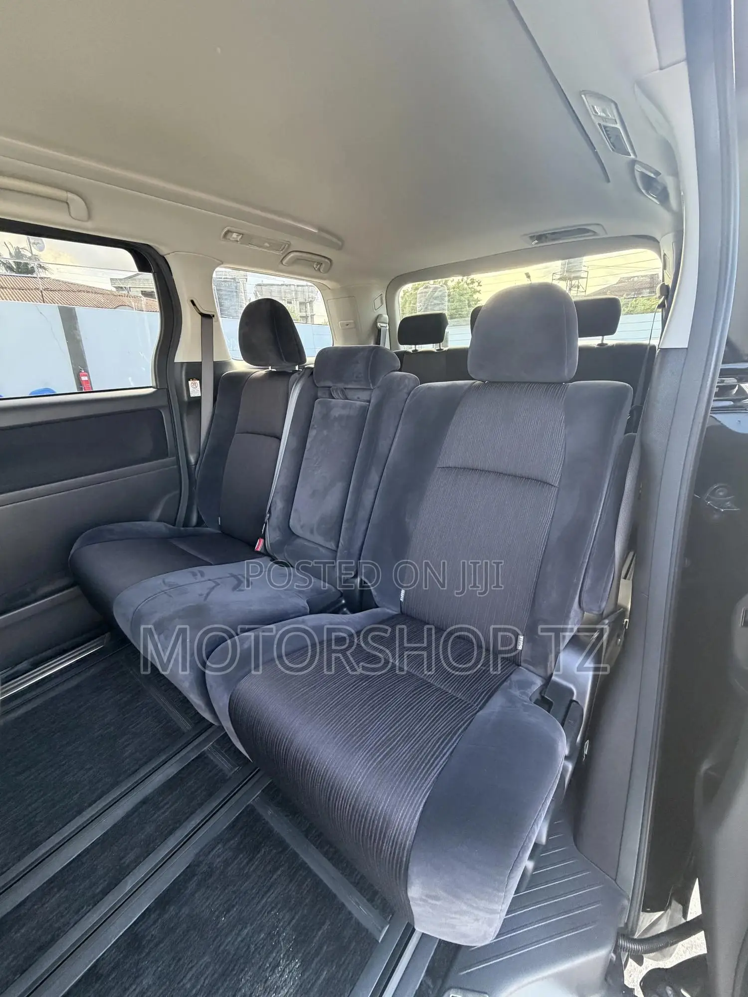 Toyota Alphard 2.4 Petrol FWD 2009 Black
