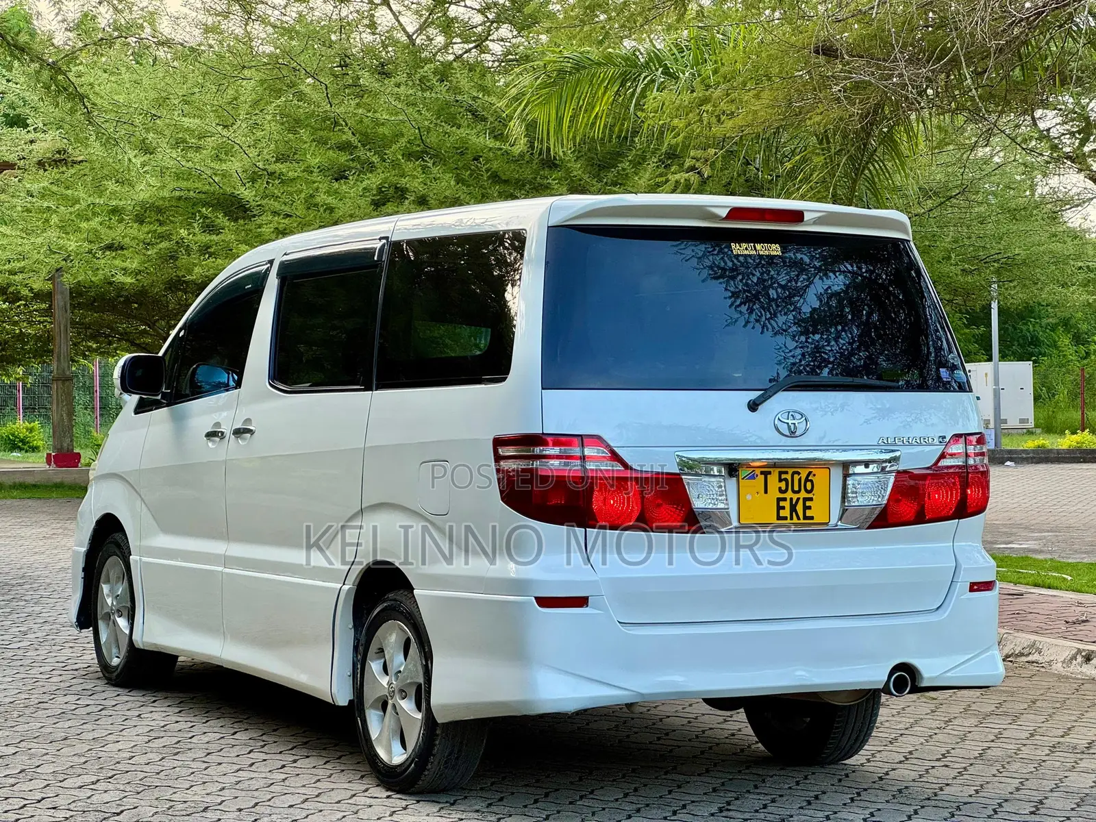 Toyota Alphard 2006 White