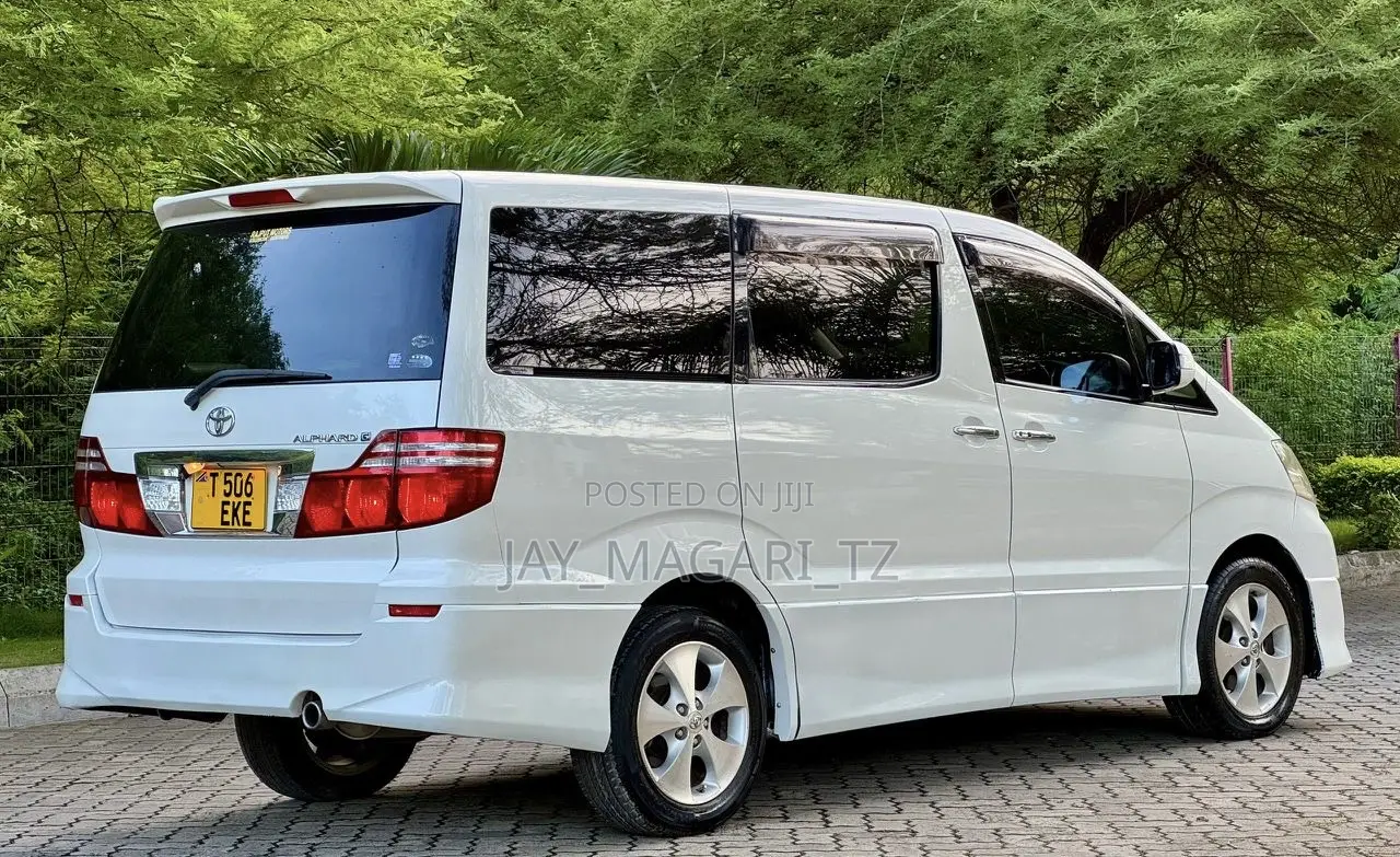 Toyota Alphard 2006 White