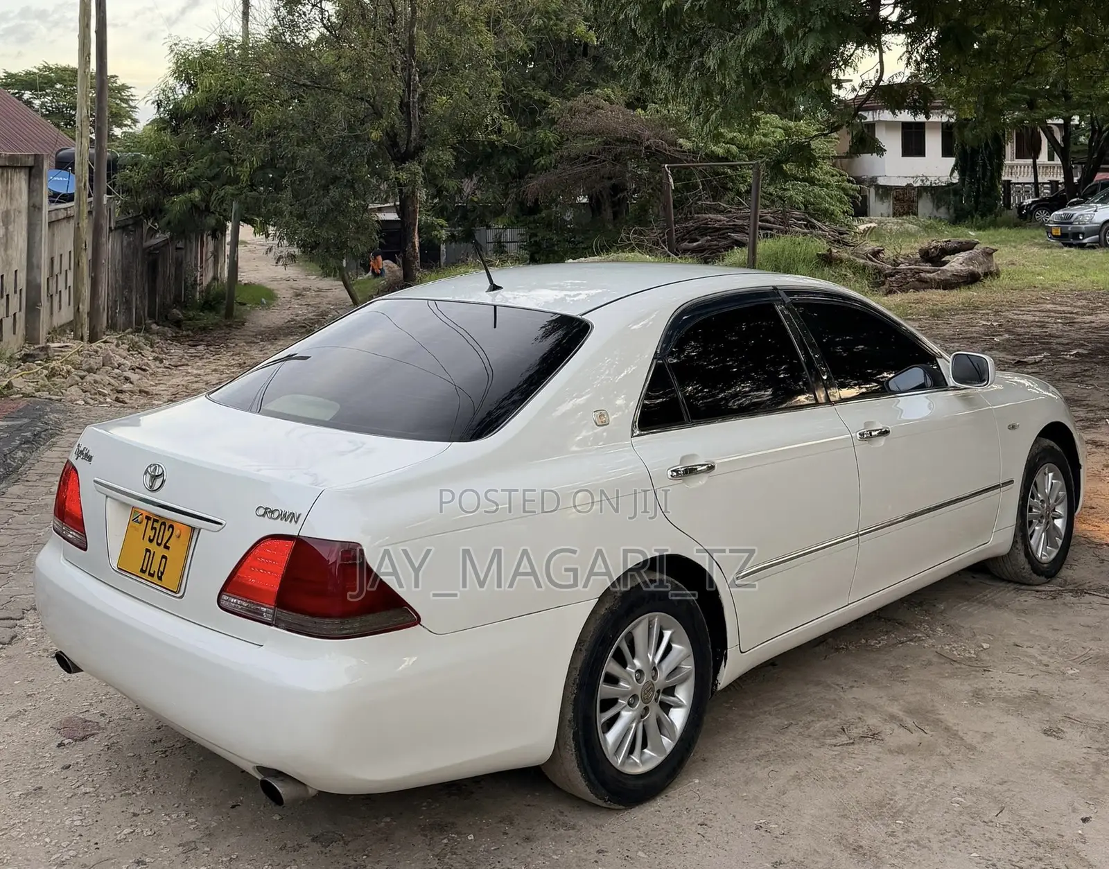Toyota Crown 2004 White