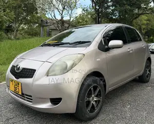 Toyota Vitz 2009 Pink