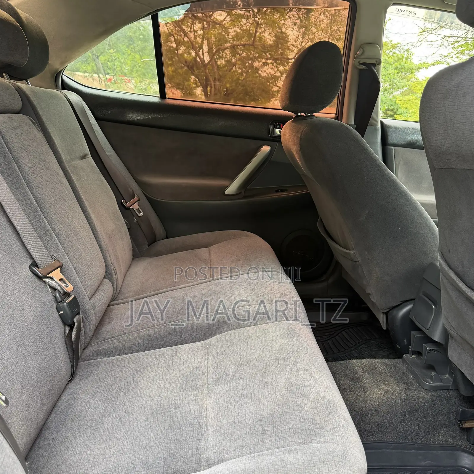 Toyota Premio 2004 Silver