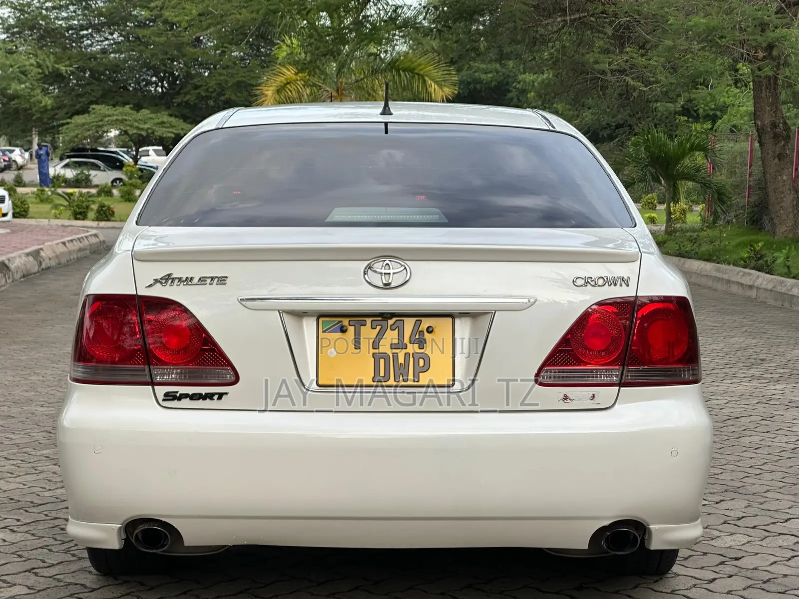 Toyota Crown Royale 2005 White
