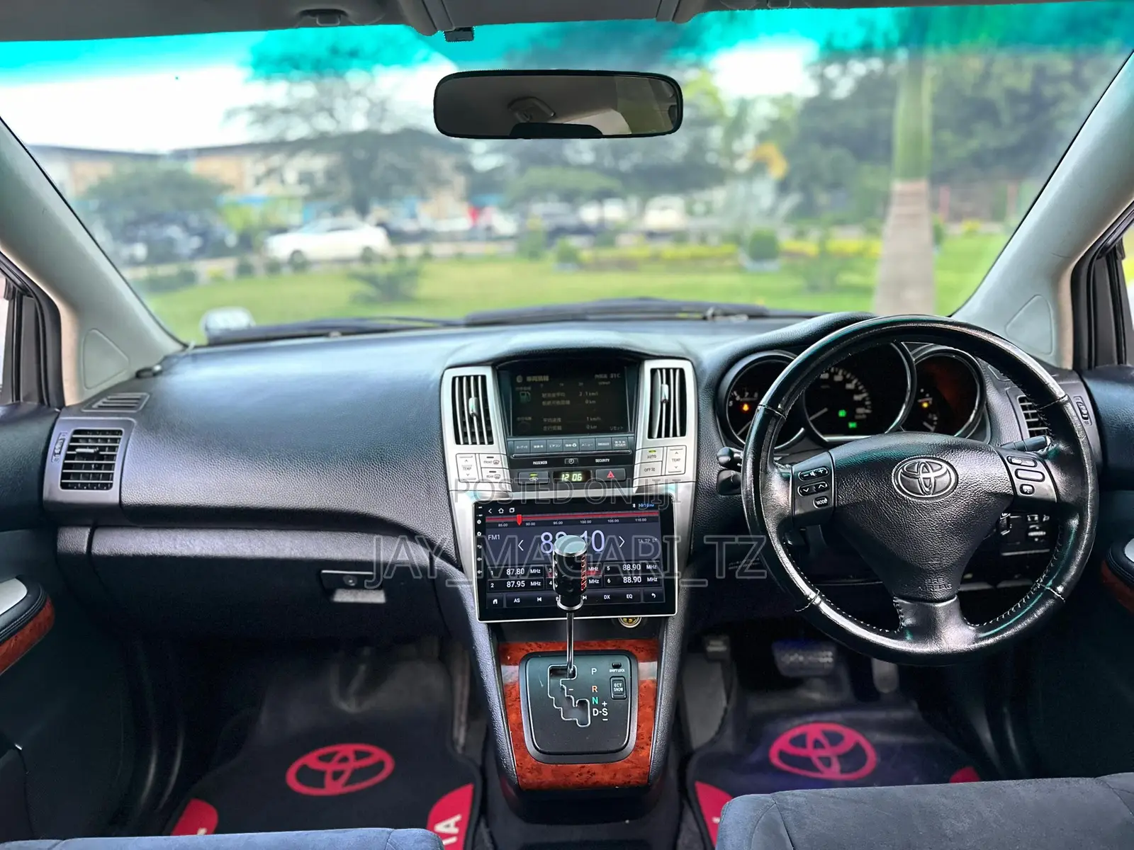 Toyota Harrier 2006 White