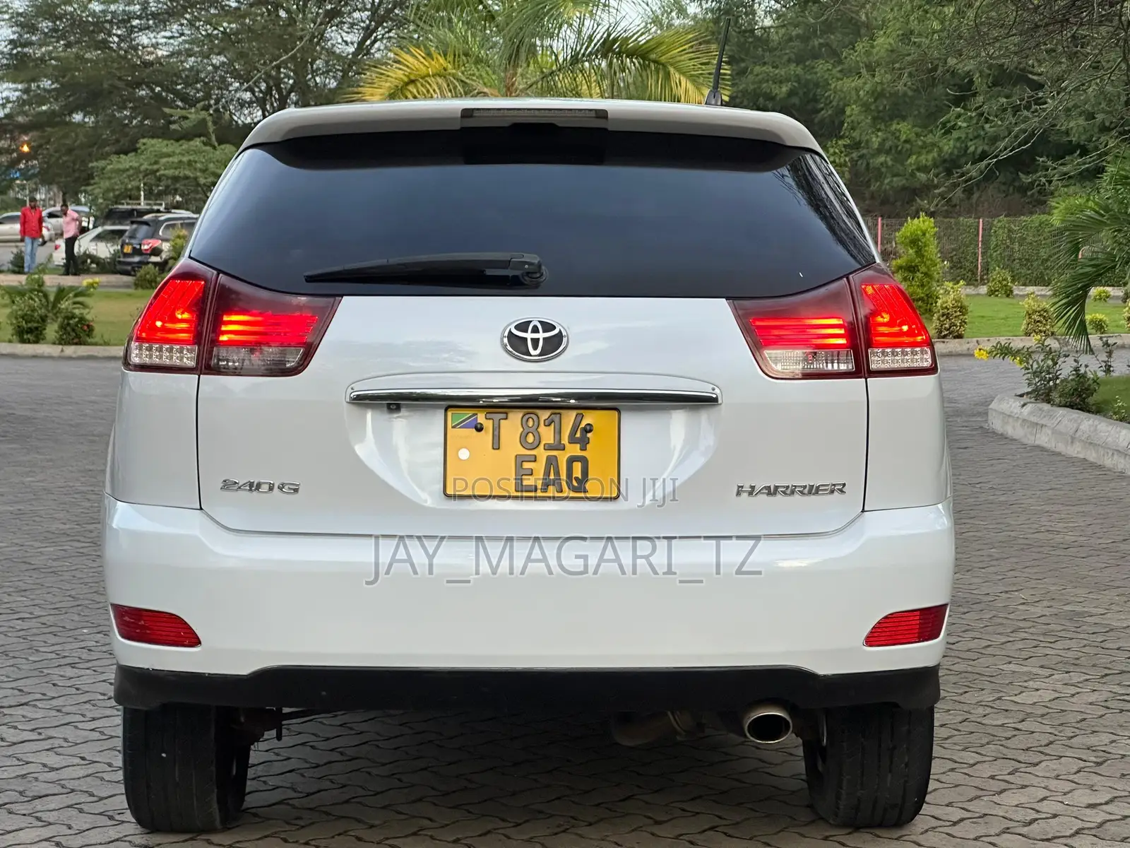 Toyota Harrier 2006 White