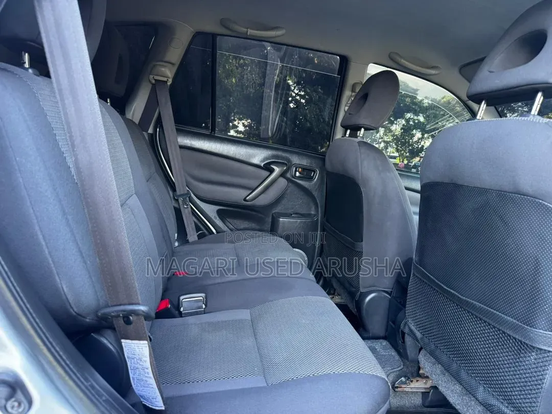 Toyota RAV4 2005 Silver