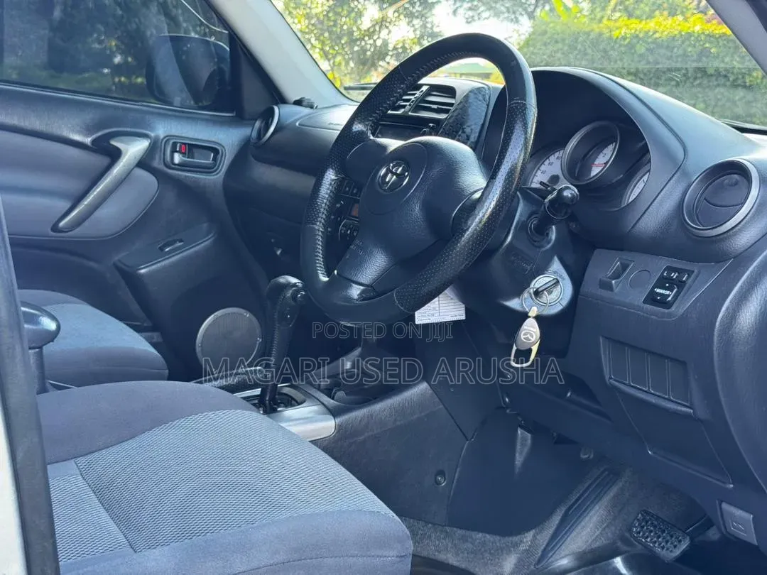 Toyota RAV4 2005 Silver