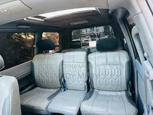 Toyota Noah 2002 Silver