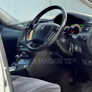 Toyota Crown 2006 Pearl