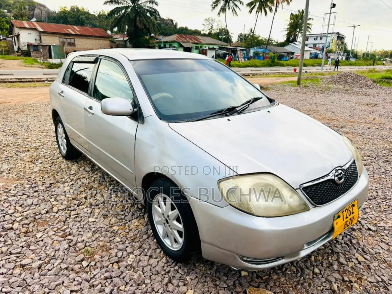 Toyota Corolla RunX 2004 Silver