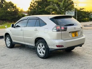 Toyota Harrier 2006 Silver