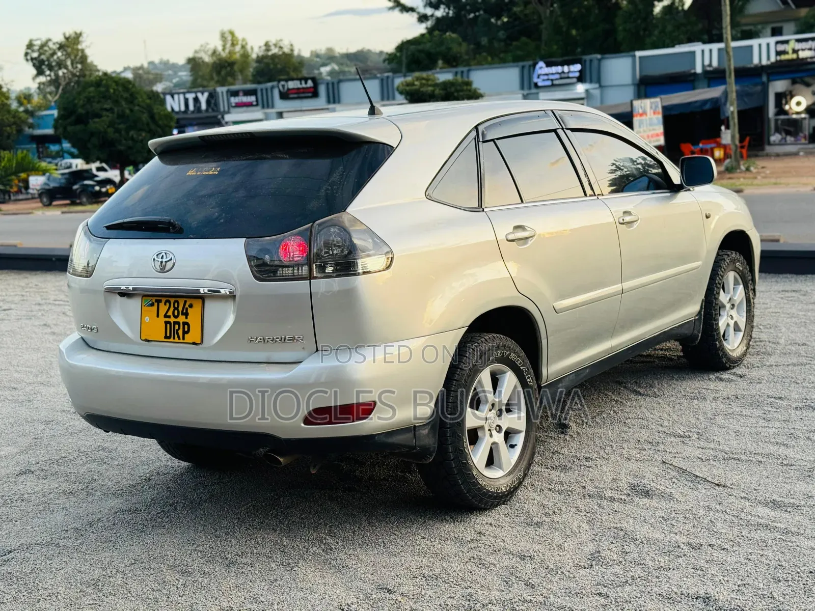 Toyota Harrier 2006 Silver