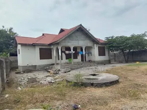 3bdrm House in Mchakama Real Estate, Ukonga for sale