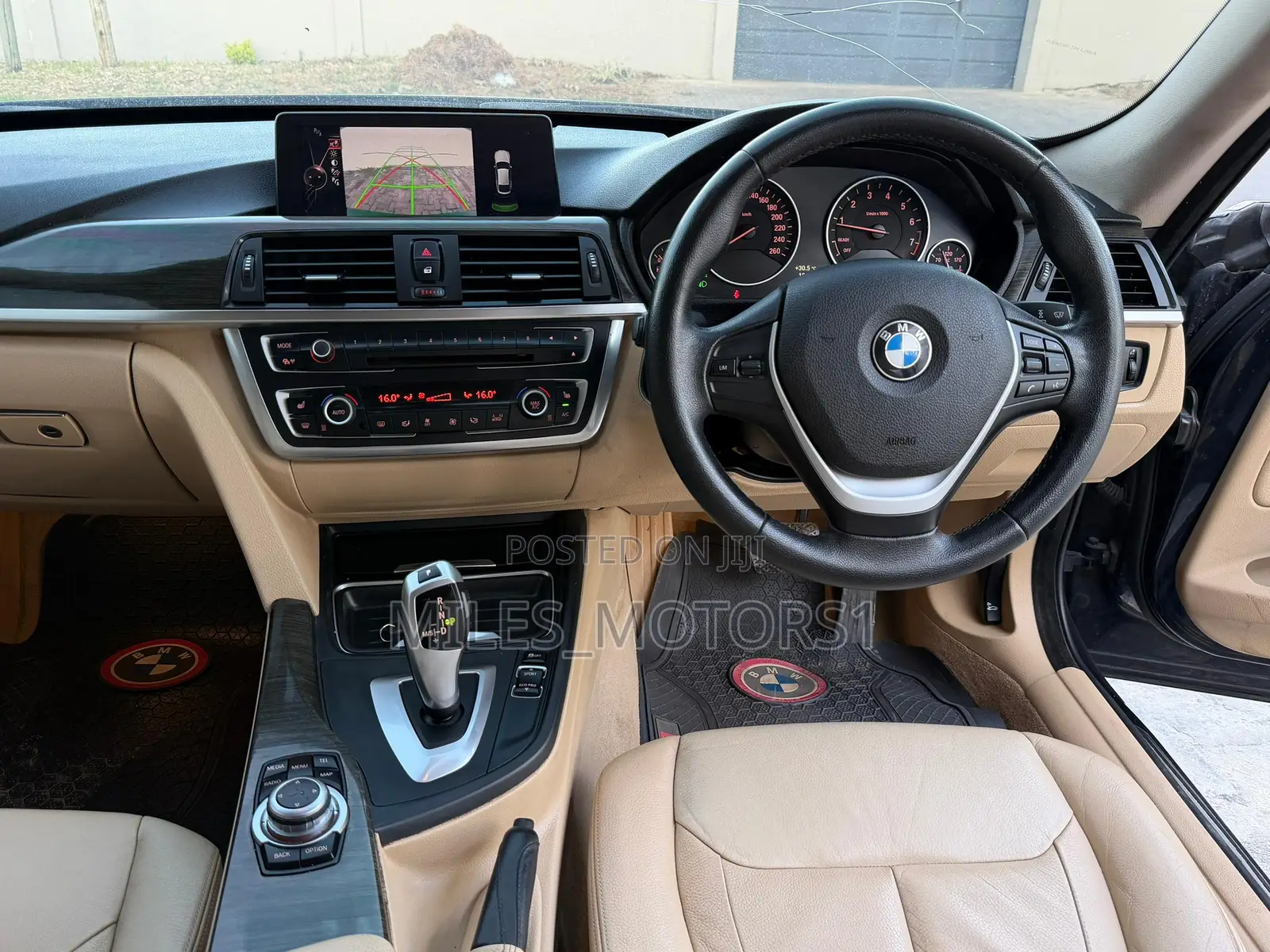 BMW 320i 2014 Black