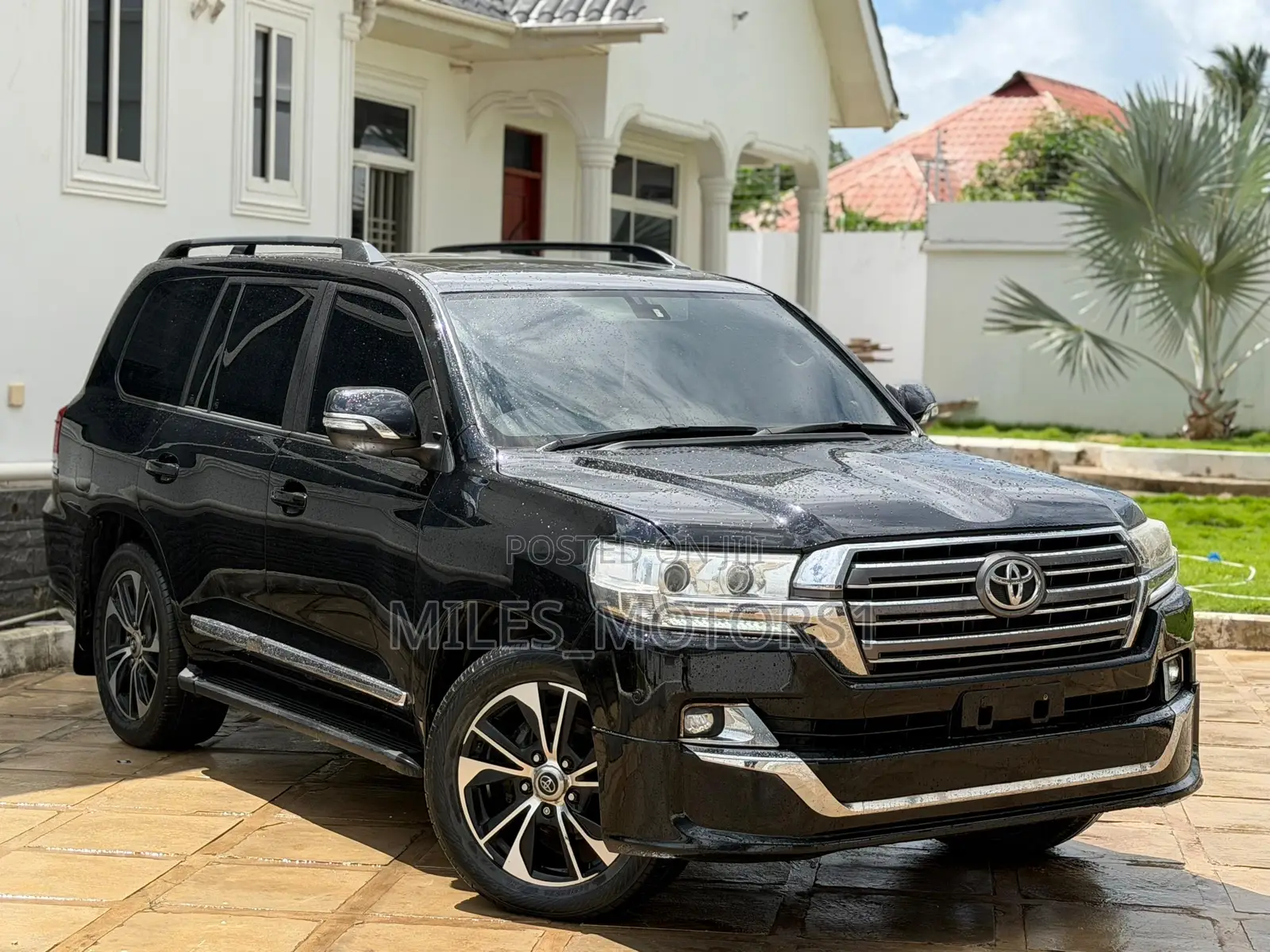 Toyota Land Cruiser 2013 Black
