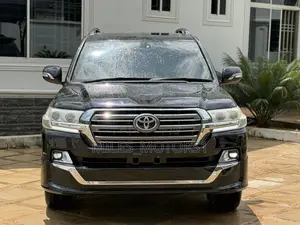 Toyota Land Cruiser 2013 Black