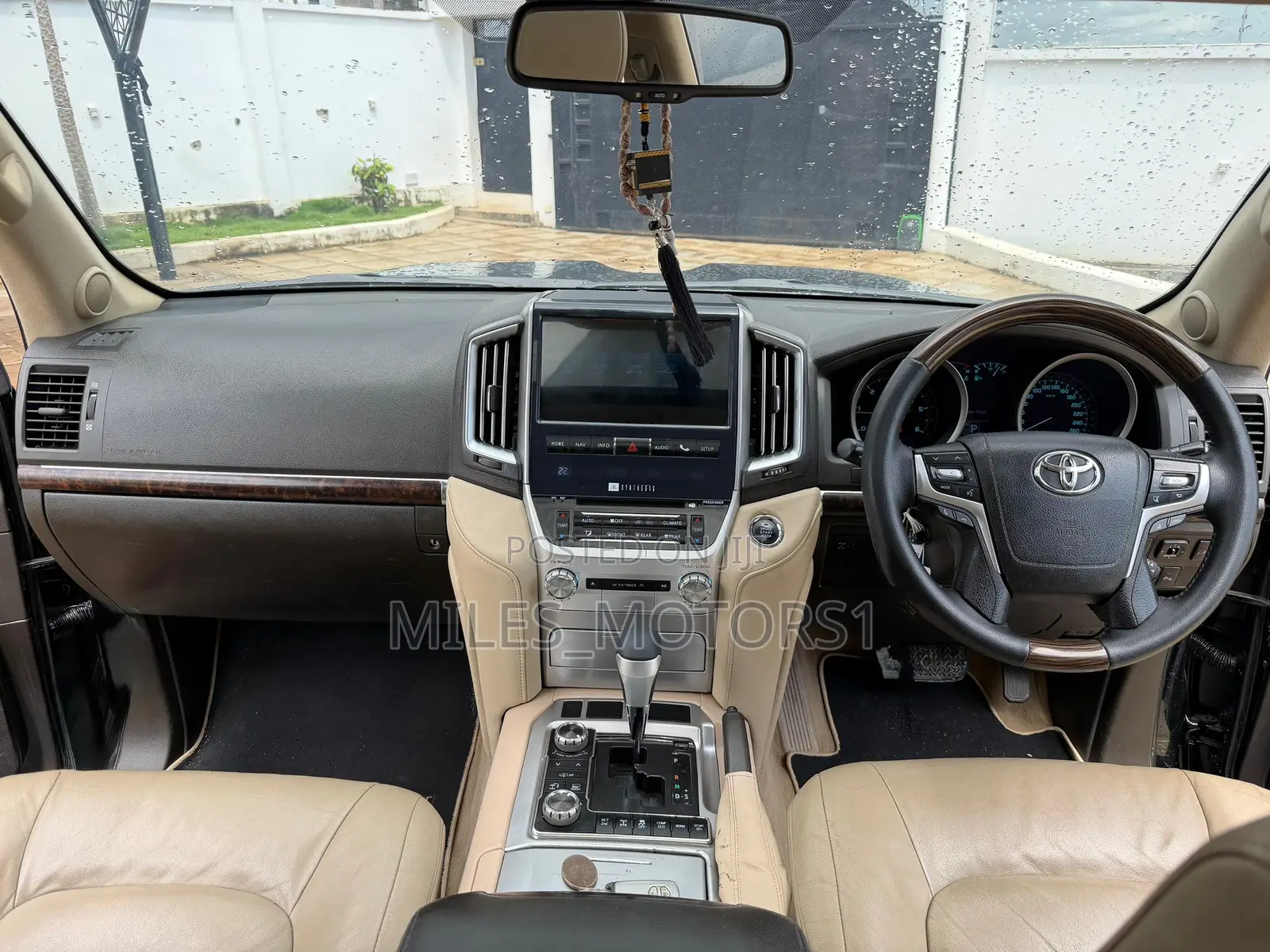 Toyota Land Cruiser 2013 Black